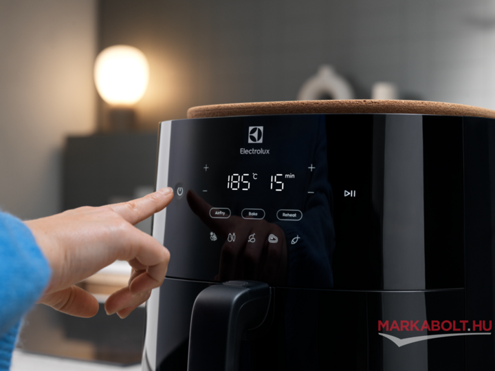 Electrolux EAF5B  Air Fryer sütő 2 év garancia
